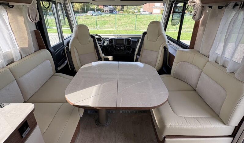 
								Fleurette Discover 74 LJG full									