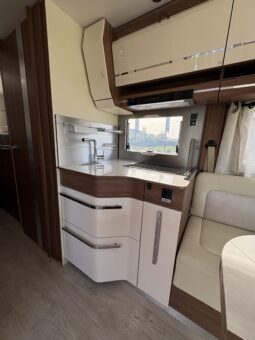 
										Fleurette Discover 74 LJG full									
