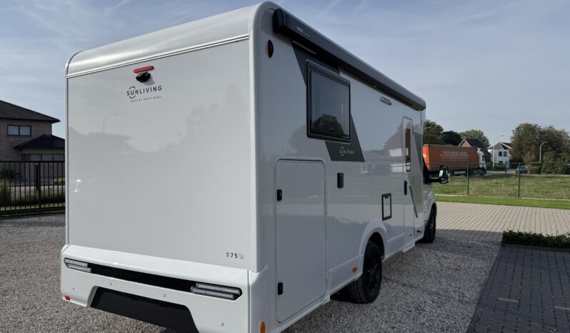 
								Sun Living S75SL 20 Years Edition full									