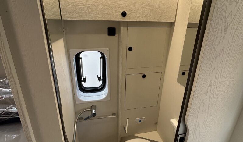 
								Karmann Davis 610 Lifestyle full									