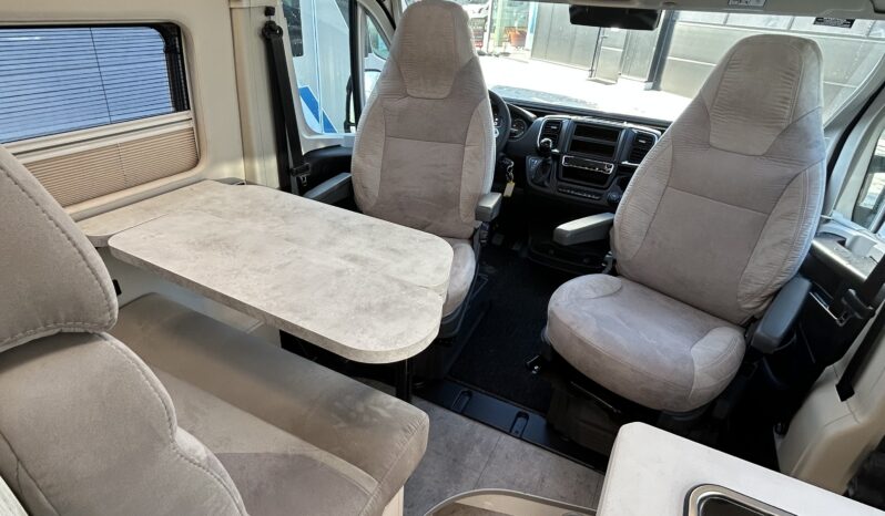
								Karmann Davis 610 Lifestyle full									